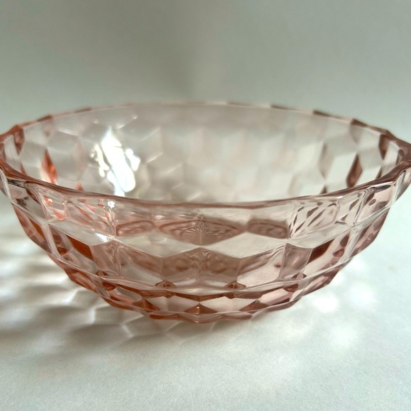 Vintage Jeannette Cube Pink Depression Glass Bowl - Picture 3 of 6